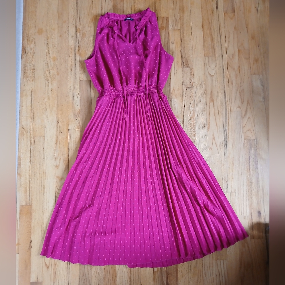 Pink Sleeveless Maxi Dress - Picture 2 of 5